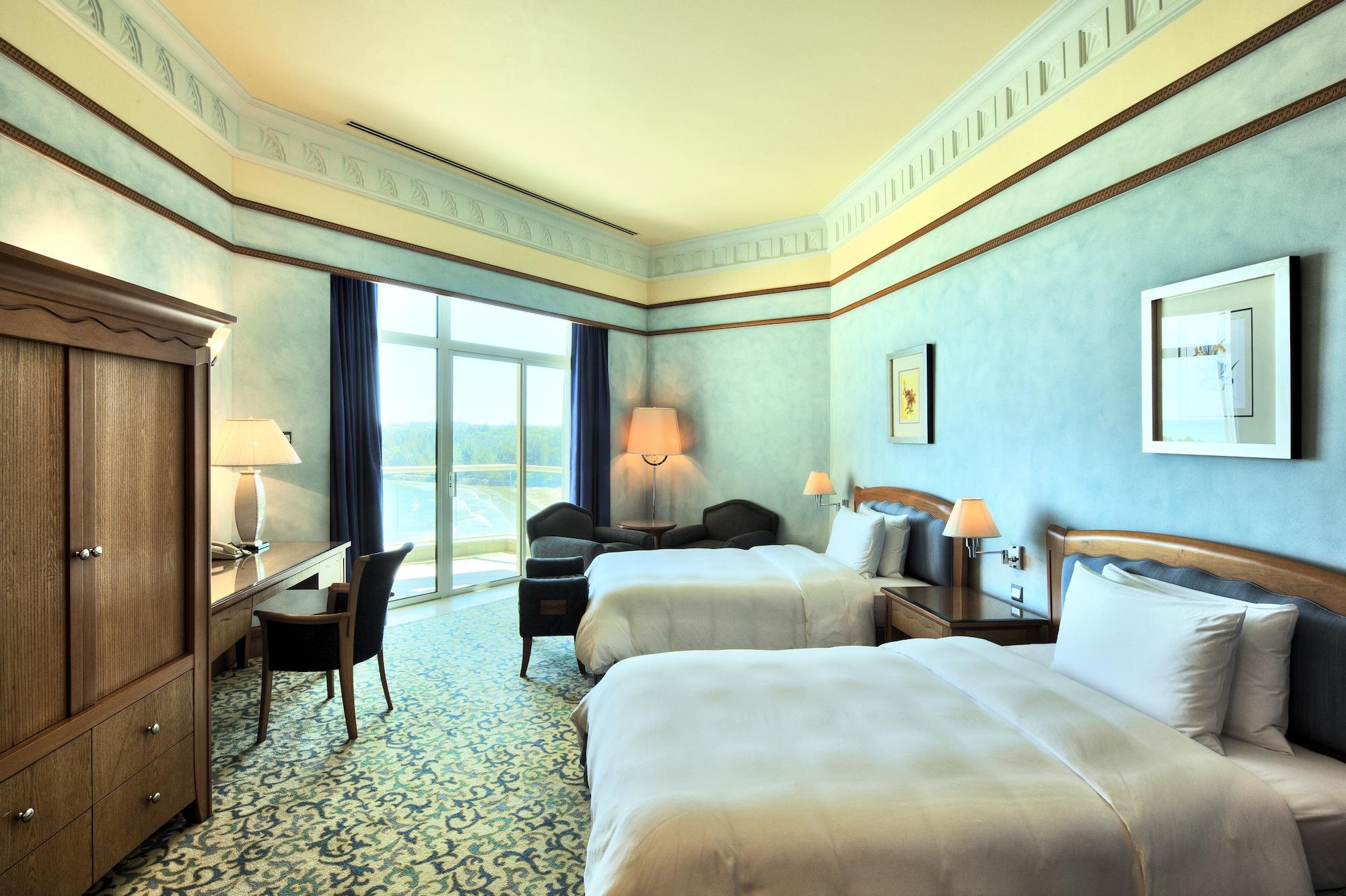 Empire Hotel And Country Club Brunei บันดาร์เสรีเบกาวัน ภายนอก รูปภาพ