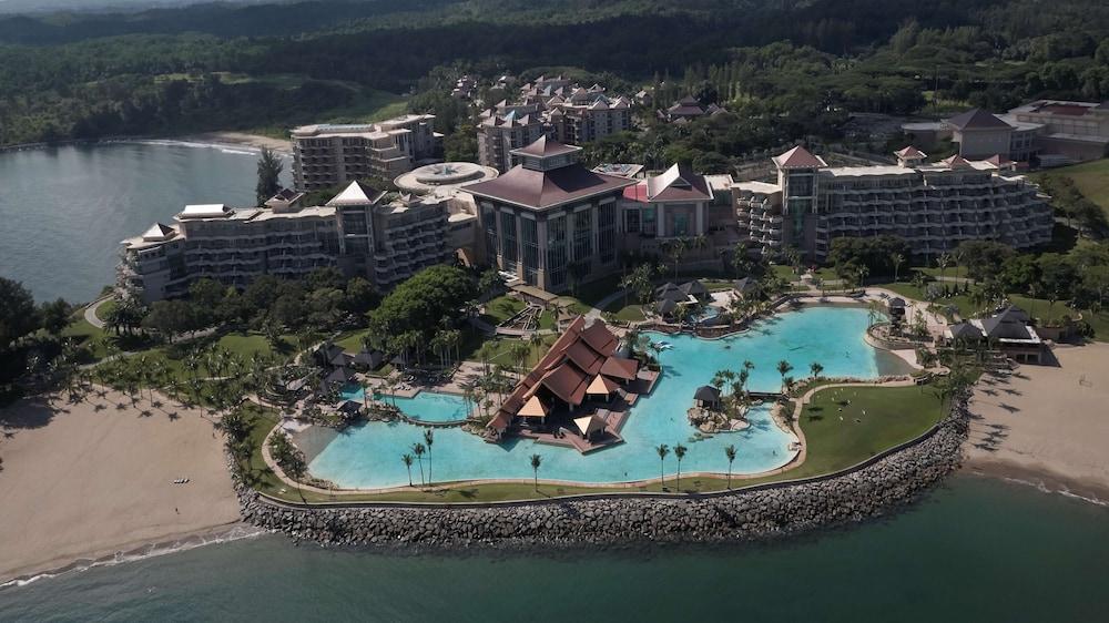 Empire Hotel And Country Club Brunei บันดาร์เสรีเบกาวัน ภายนอก รูปภาพ
