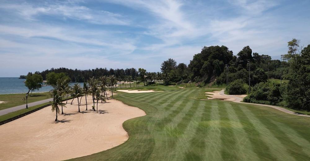 Empire Hotel And Country Club Brunei บันดาร์เสรีเบกาวัน ภายนอก รูปภาพ