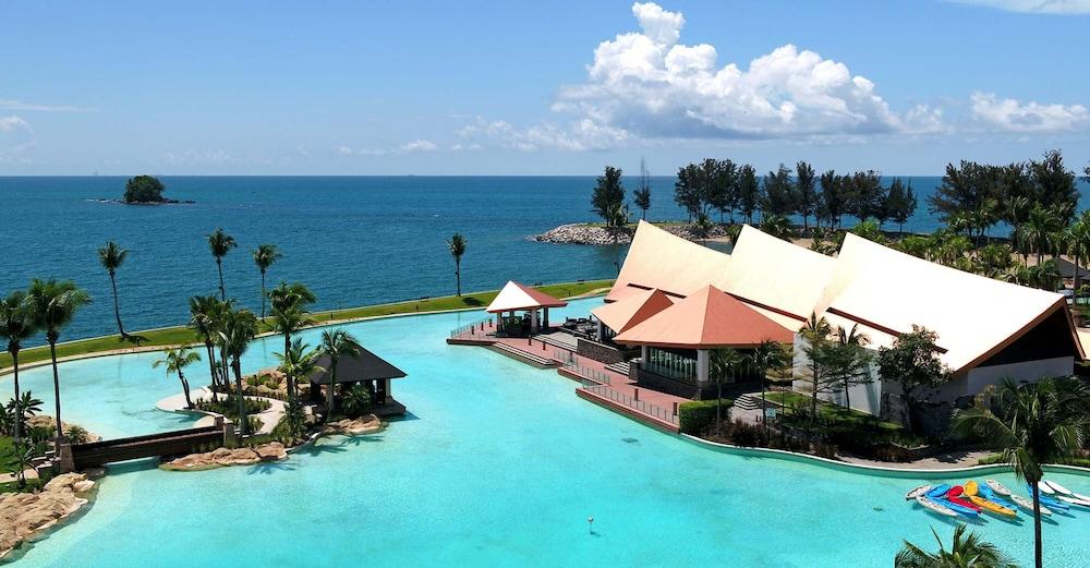 Empire Hotel And Country Club Brunei บันดาร์เสรีเบกาวัน ภายนอก รูปภาพ