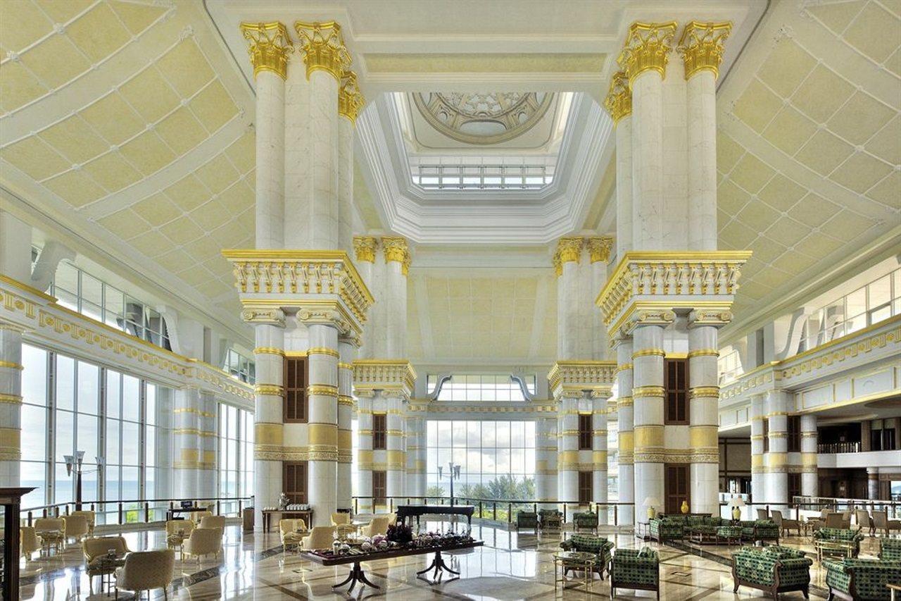 Empire Hotel And Country Club Brunei บันดาร์เสรีเบกาวัน ภายนอก รูปภาพ